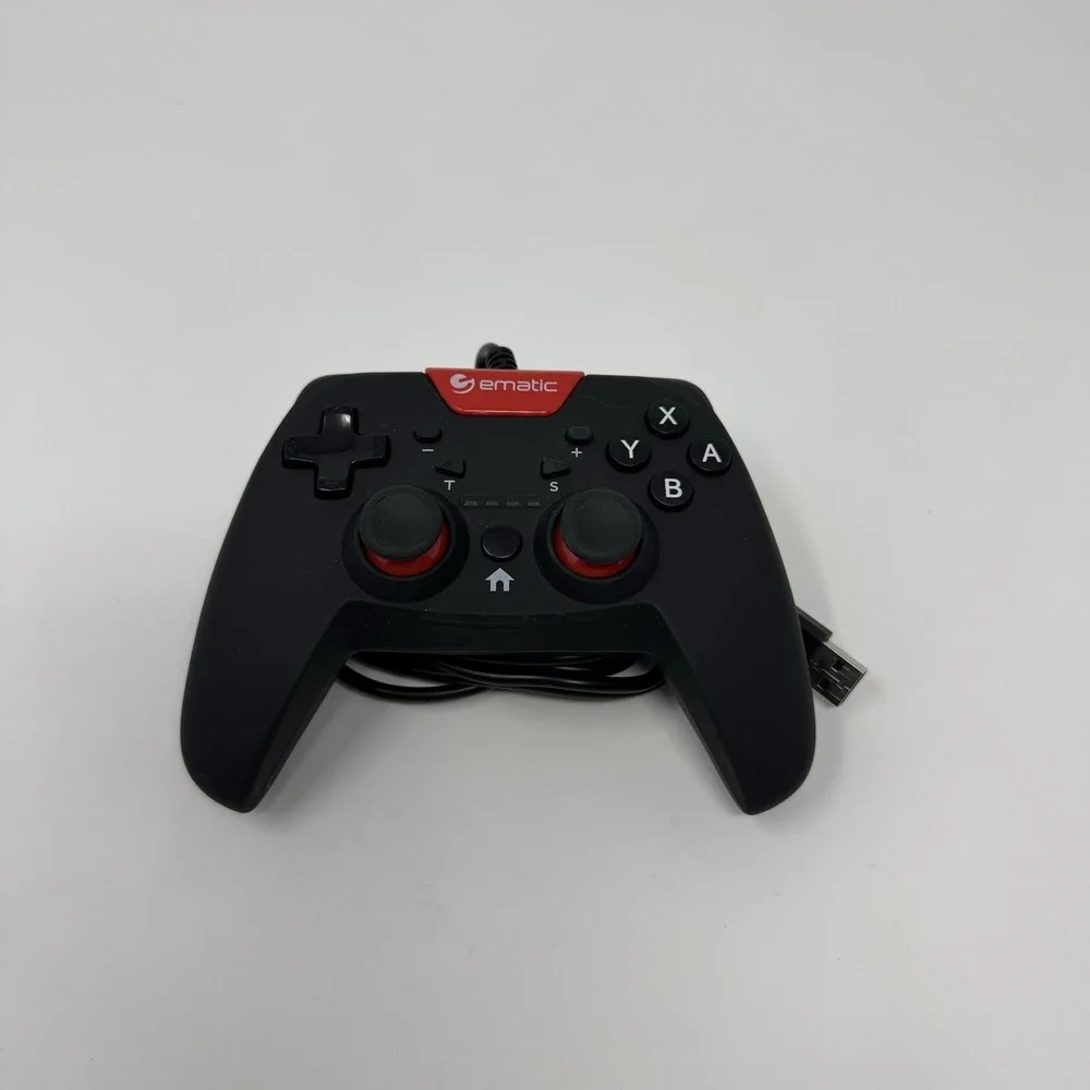 Ematic Nintendo Switch‎ Wired Controller NSWC012W Black And Red